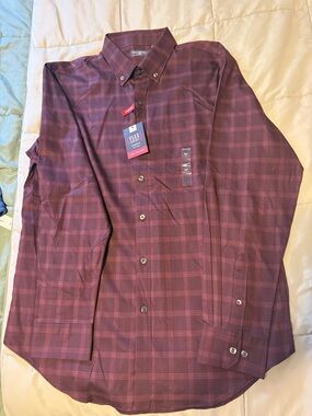 Men's Burgundy Plaid Button-Down Shirt - Flex Stretch
